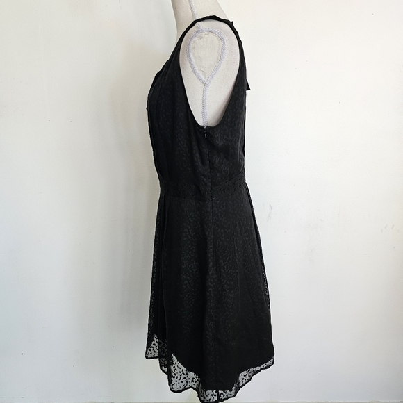 Theory "Keresa" Black Abstract Burnout Dress - Picture 6 of 12